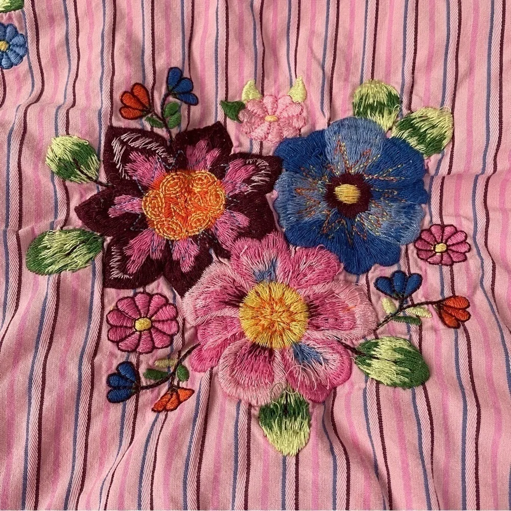 The Childrens Place Medium 7/8 Shirt pink snap Button embroidered western